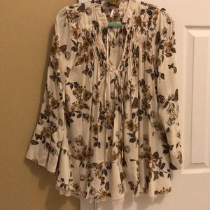 EUC Free People Floral Smocked Tunic. Size XS